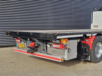 Volvo FH 16.650 8x4 / HIAB 105 t/m CRANE / KRAN